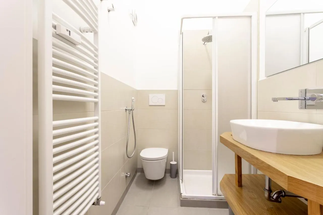 Co99 - Modern Two Bedrooms Apartment In Castello Cova Mailand