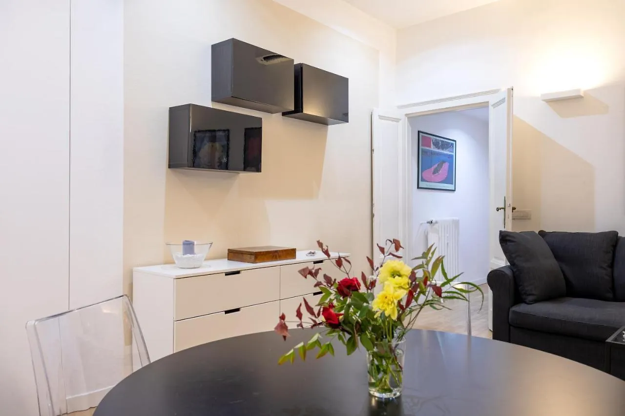 Co99 - Modern Two Bedrooms Apartment In Castello Cova Mailand 0*,