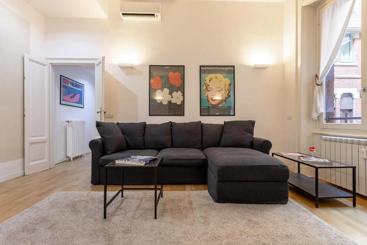Co99 - Modern Two Bedrooms Apartment In Castello Cova Mailand