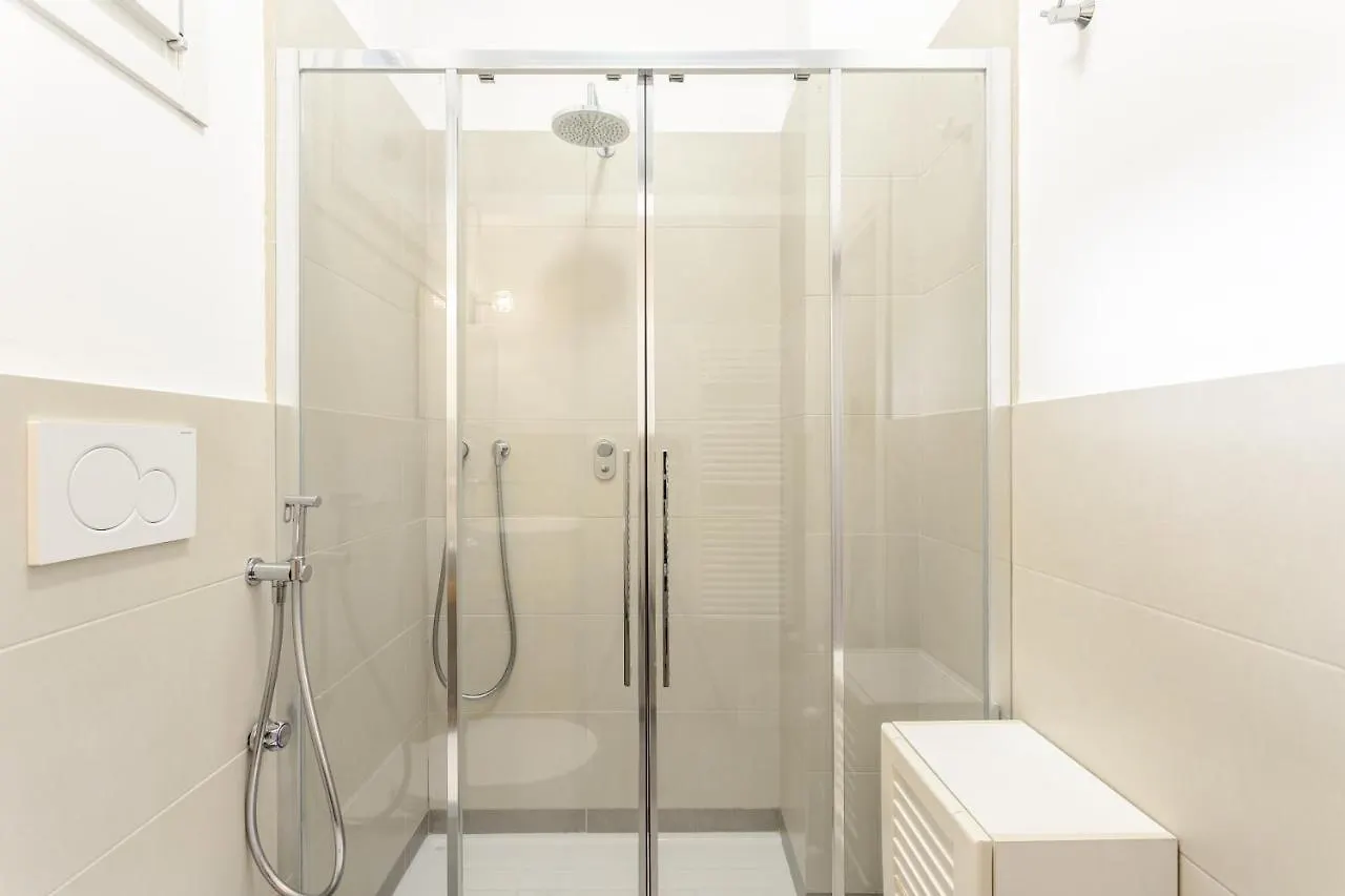 Co99 - Modern Two Bedrooms Apartment In Castello Cova Mailand